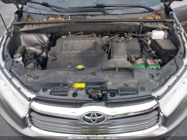 Photo 9 VIN: 5TDKKRFH5ES034976 - TOYOTA HIGHLANDER 