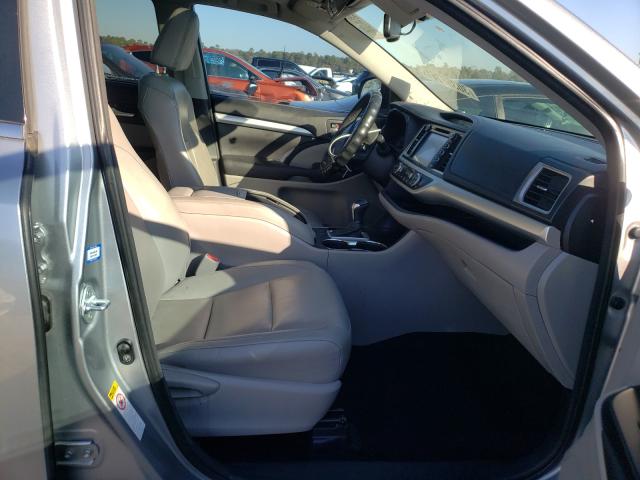 Photo 4 VIN: 5TDKKRFH5GS163108 - TOYOTA HIGHLANDER 