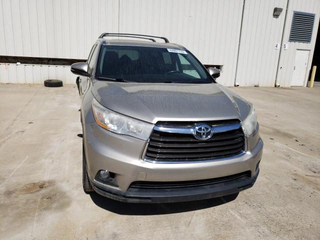 Photo 4 VIN: 5TDKKRFH6ES028121 - TOYOTA HIGHLANDER 