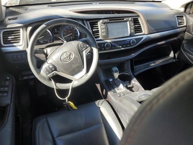 Photo 7 VIN: 5TDKKRFH6FS065333 - TOYOTA HIGHLANDER 