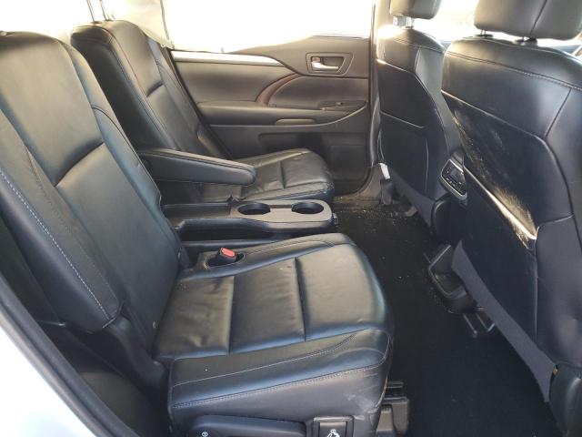 Photo 10 VIN: 5TDKKRFH7ES030279 - TOYOTA HIGHLANDER 