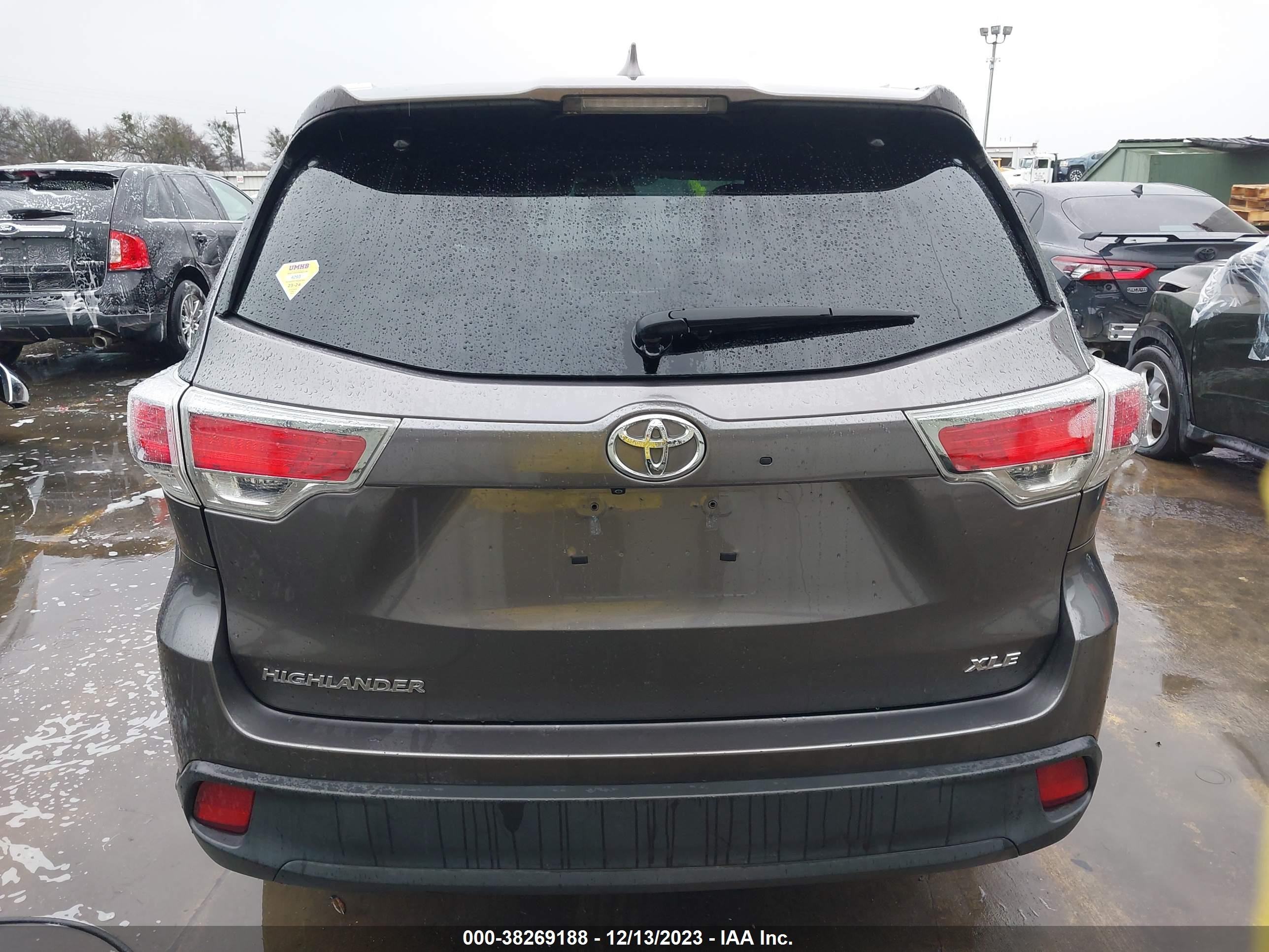 Photo 15 VIN: 5TDKKRFH7FS090371 - TOYOTA HIGHLANDER 