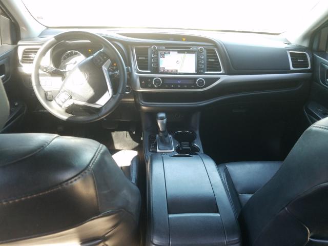 Photo 8 VIN: 5TDKKRFH7GS122477 - TOYOTA HIGHLANDER 