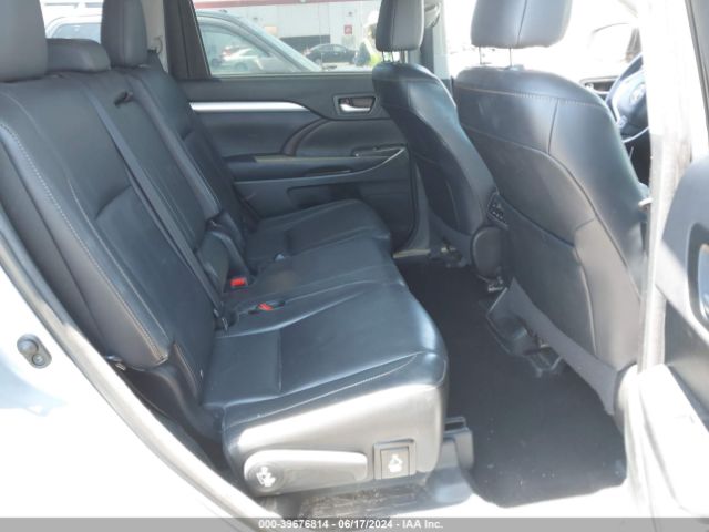 Photo 7 VIN: 5TDKKRFH7GS145600 - TOYOTA HIGHLANDER 