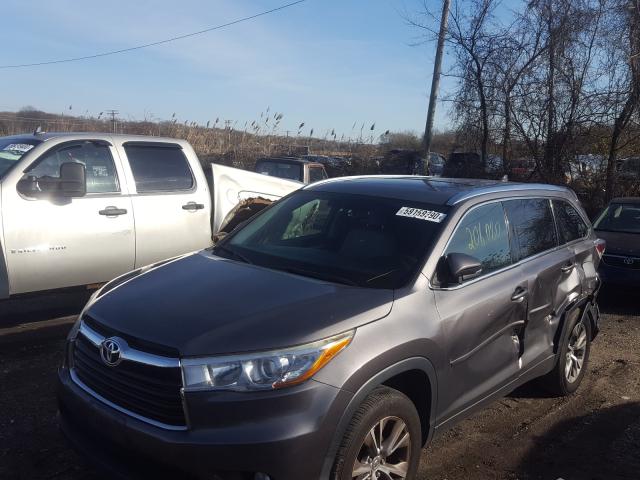 Photo 8 VIN: 5TDKKRFH8FS102348 - TOYOTA HIGHLANDER 