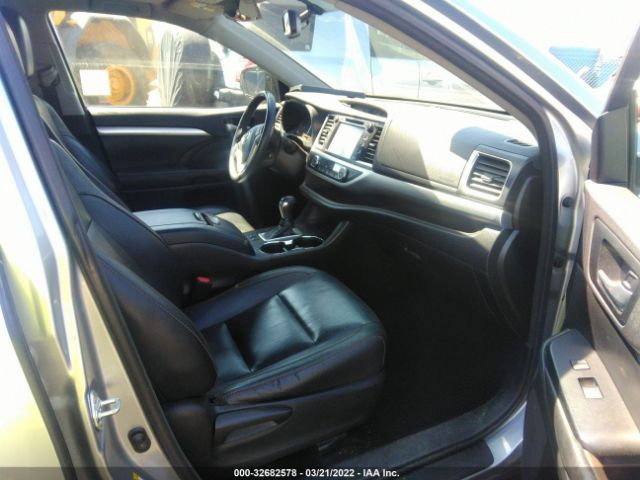 Photo 4 VIN: 5TDKKRFH8GS151132 - TOYOTA HIGHLANDER 