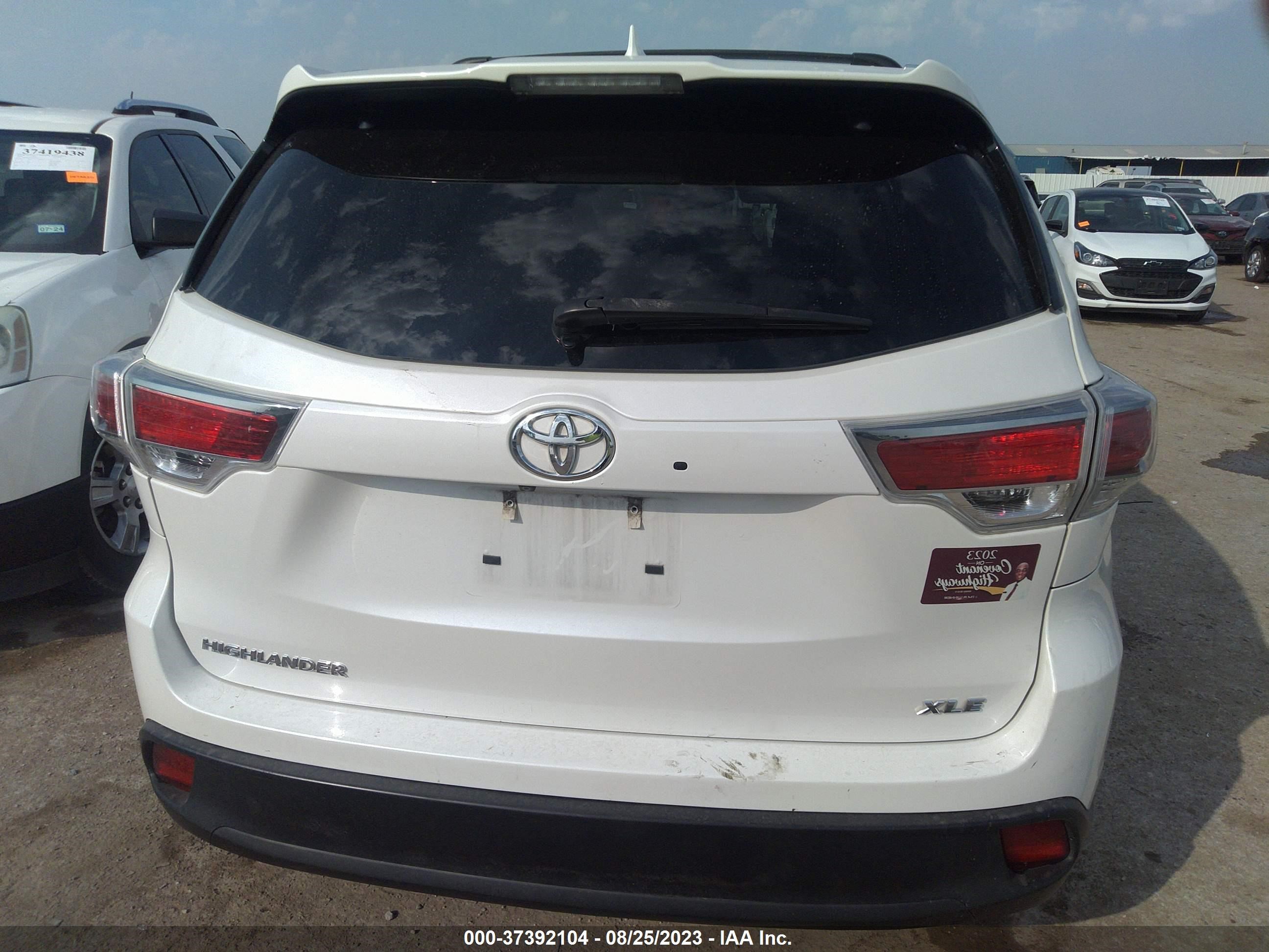 Photo 15 VIN: 5TDKKRFH9FS040099 - TOYOTA HIGHLANDER 