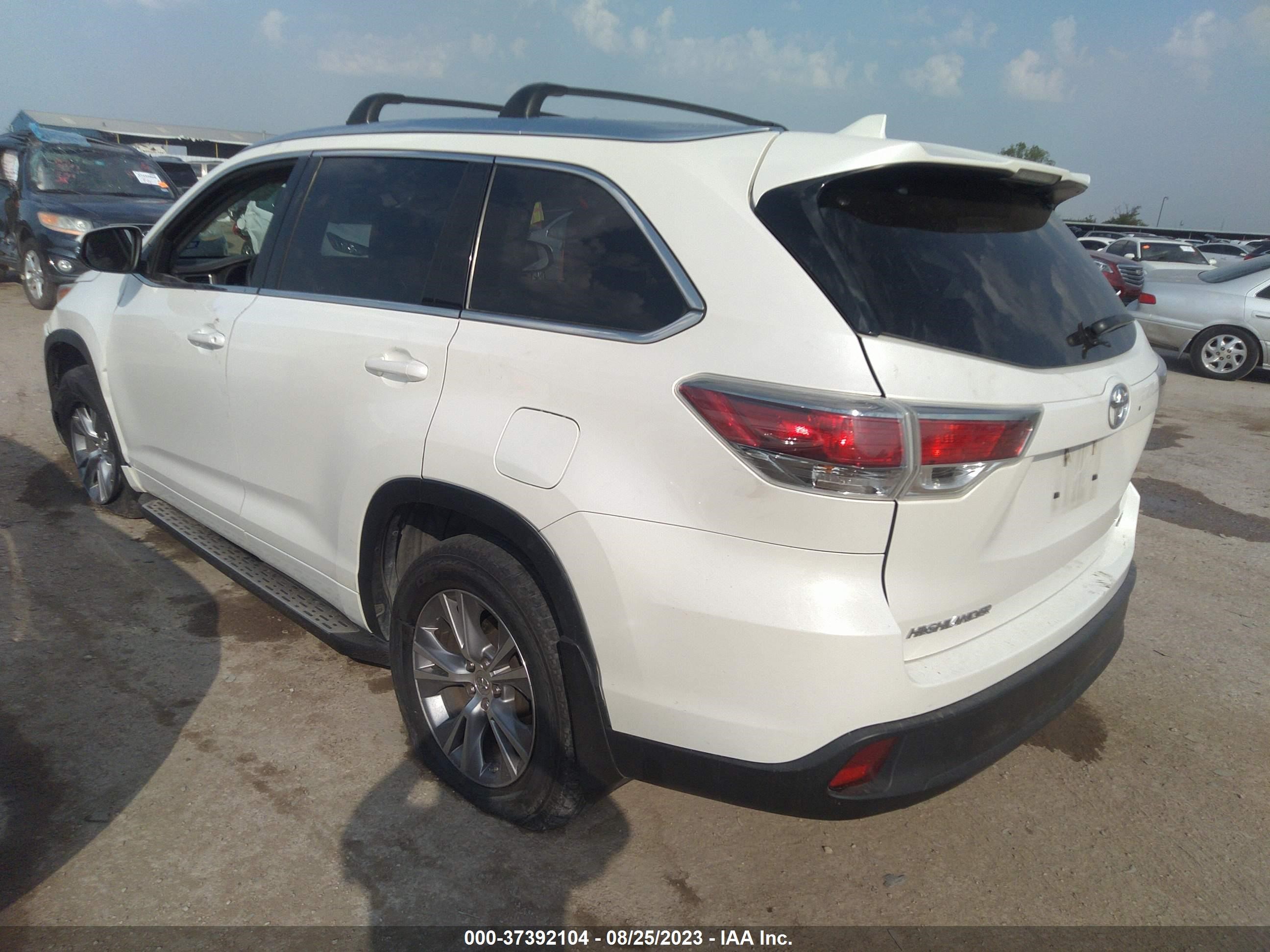 Photo 2 VIN: 5TDKKRFH9FS040099 - TOYOTA HIGHLANDER 