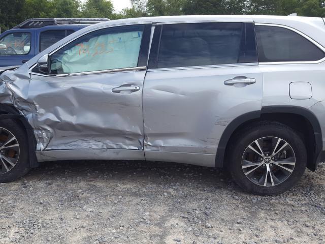 Photo 8 VIN: 5TDKKRFH9GS178064 - TOYOTA HIGHLANDER 