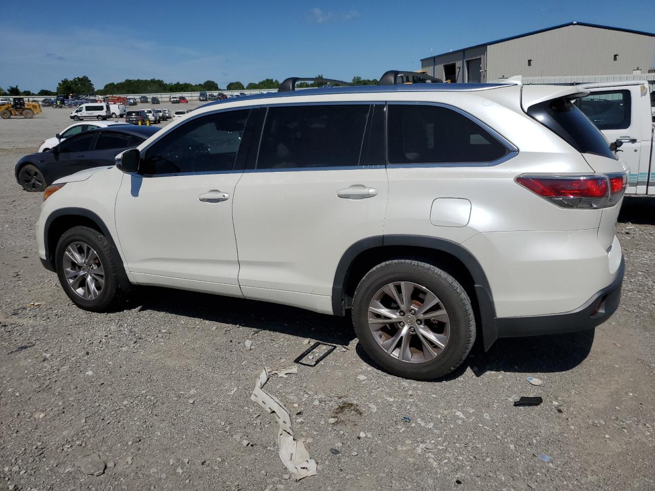 Photo 1 VIN: 5TDKKRFHXFS047286 - TOYOTA HIGHLANDER 