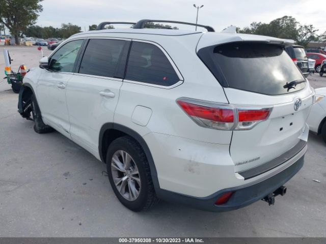 Photo 2 VIN: 5TDKKRFHXFS067117 - TOYOTA HIGHLANDER 