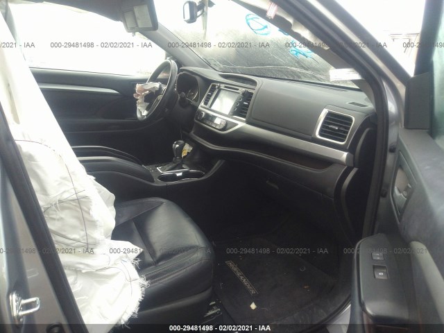 Photo 4 VIN: 5TDKKRFHXFS105154 - TOYOTA HIGHLANDER 