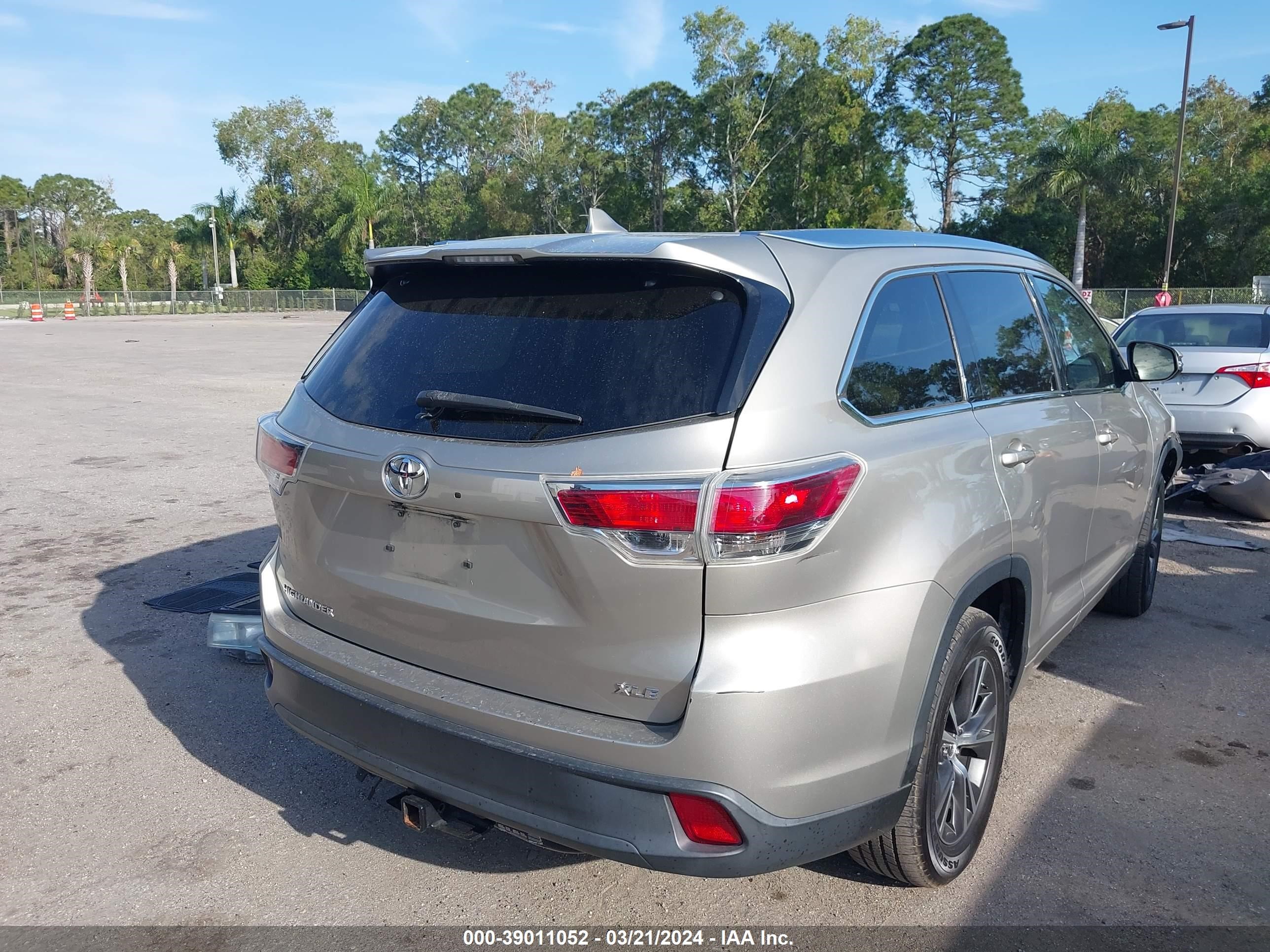 Photo 3 VIN: 5TDKKRFHXGS149690 - TOYOTA HIGHLANDER 