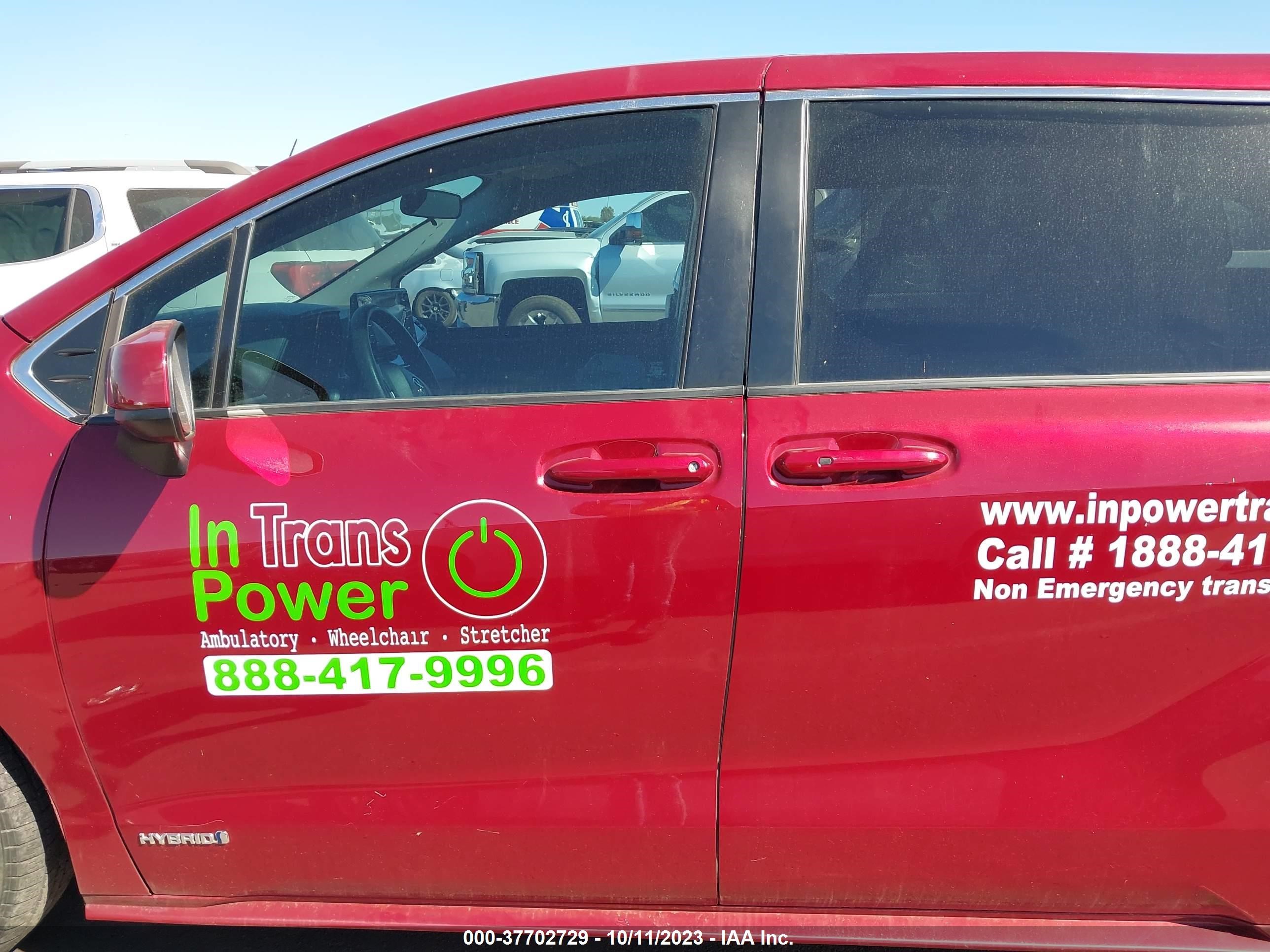 Photo 14 VIN: 5TDKRKEC0MS010432 - TOYOTA SIENNA 