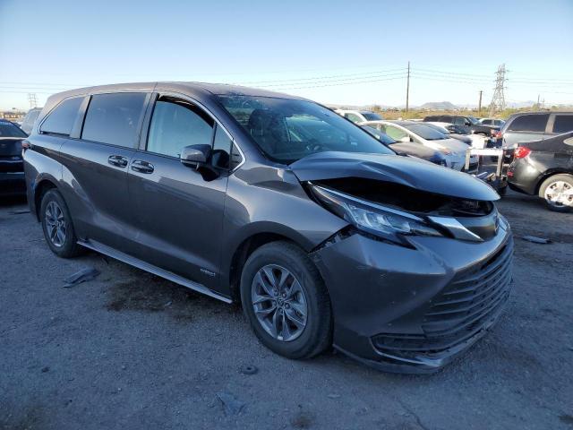 Photo 3 VIN: 5TDKRKEC0MS026534 - TOYOTA SIENNA LE 