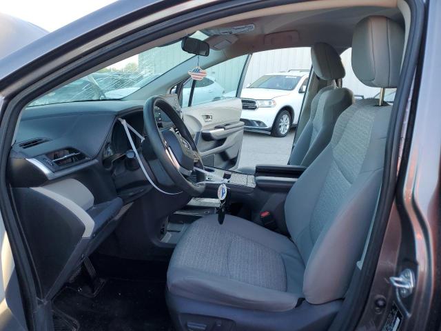 Photo 6 VIN: 5TDKRKEC0MS026534 - TOYOTA SIENNA LE 