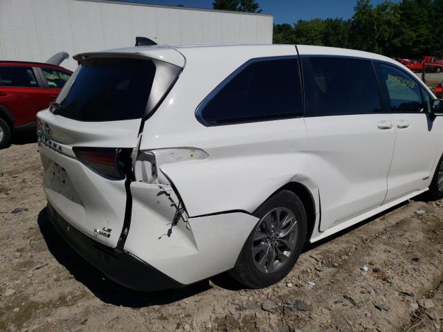 Photo 8 VIN: 5TDKRKEC0MS028980 - TOYOTA SIENNA LE 