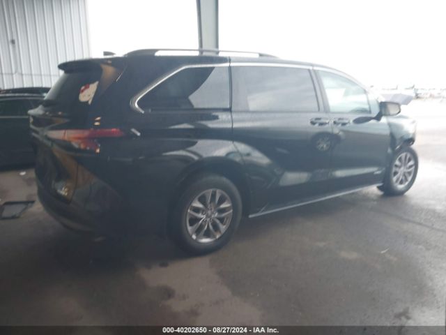 Photo 3 VIN: 5TDKRKEC0MS060845 - TOYOTA SIENNA 