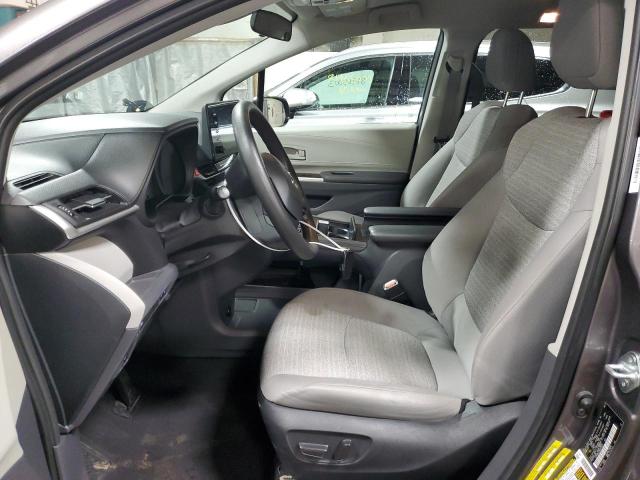 Photo 6 VIN: 5TDKRKEC0NS075931 - TOYOTA SIENNA LE 