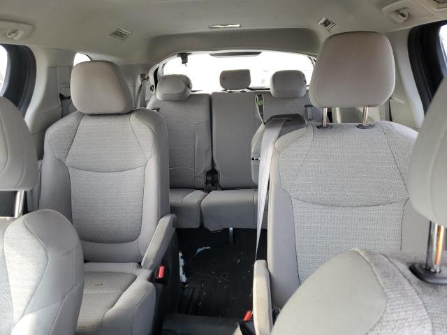 Photo 9 VIN: 5TDKRKEC0NS096598 - TOYOTA SIENNA LE 