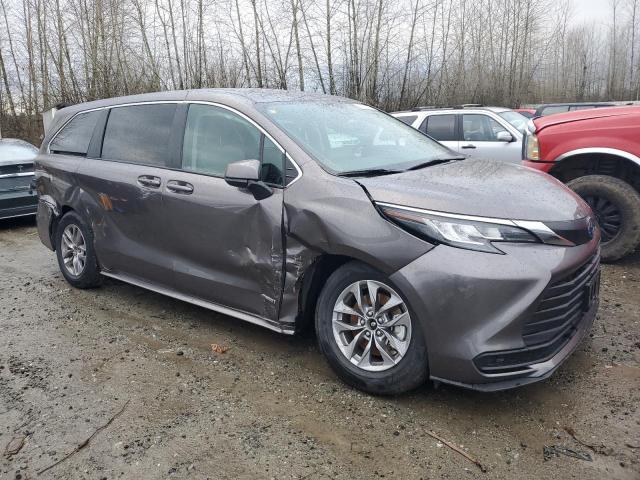 Photo 3 VIN: 5TDKRKEC1MS023142 - TOYOTA SIENNA LE 