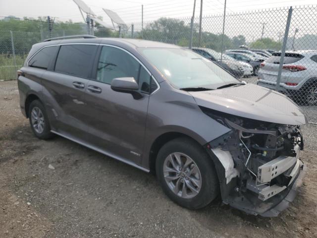 Photo 3 VIN: 5TDKRKEC1MS059834 - TOYOTA SIENNA LE 