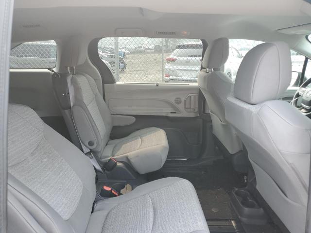 Photo 9 VIN: 5TDKRKEC1MS059834 - TOYOTA SIENNA LE 