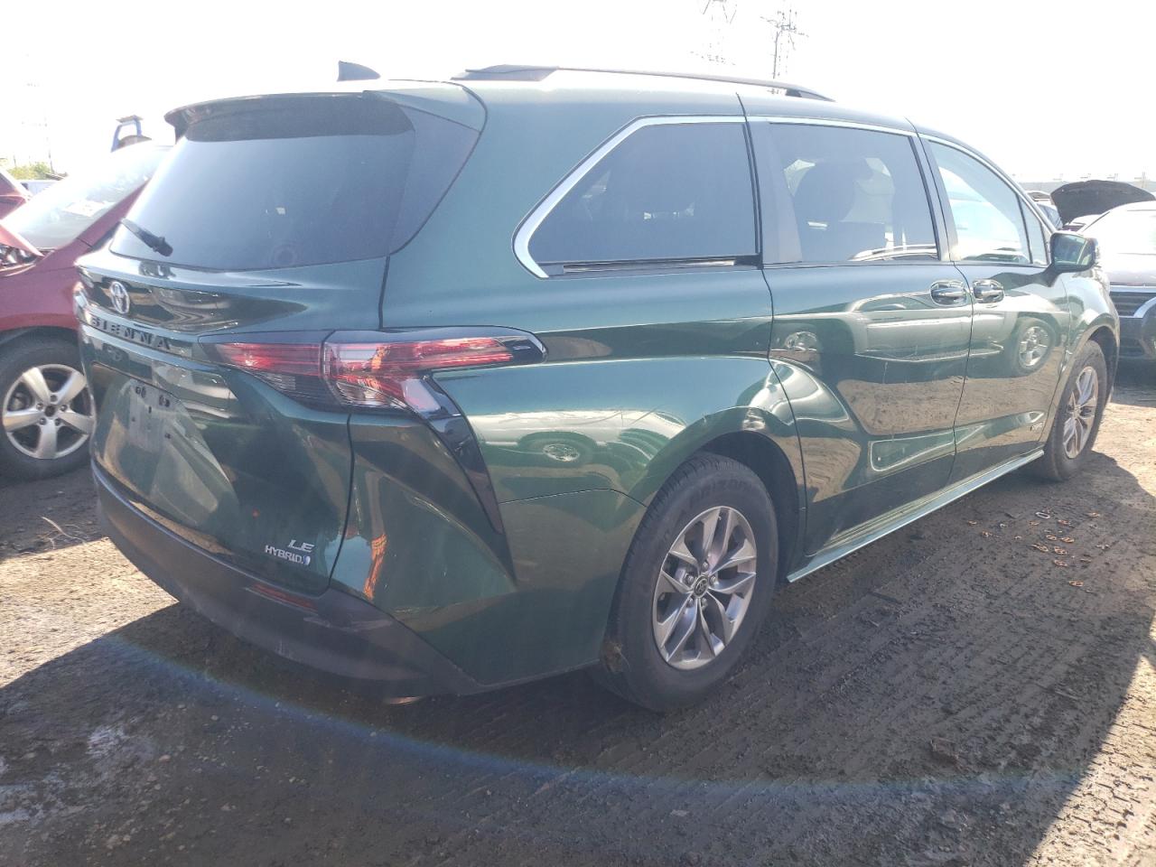 Photo 2 VIN: 5TDKRKEC2MS039396 - TOYOTA SIENNA 