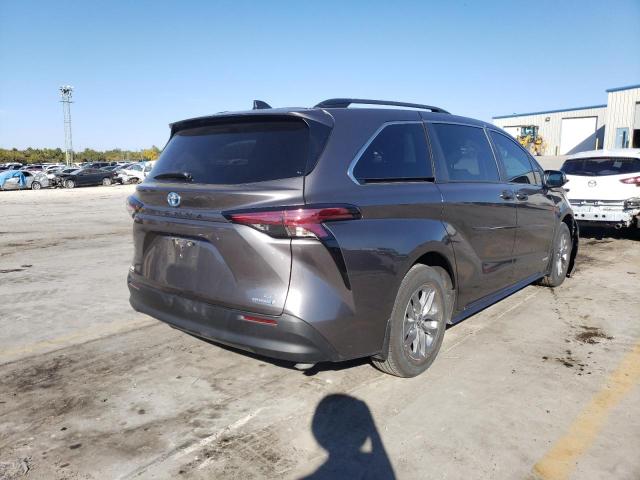 Photo 3 VIN: 5TDKRKEC2MS049684 - TOYOTA SIENNA LE 