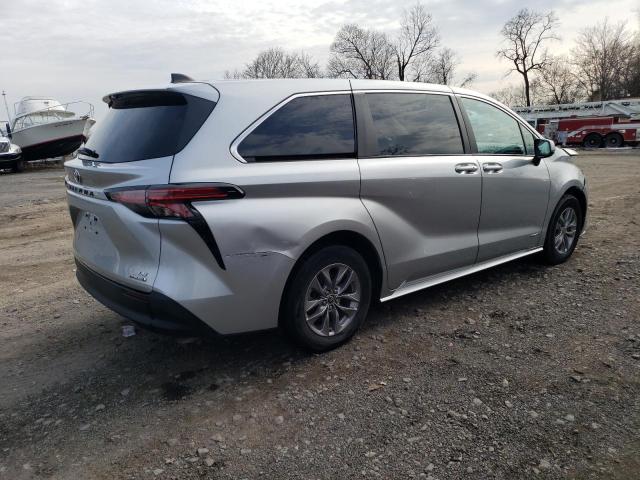 Photo 2 VIN: 5TDKRKEC2MS063567 - TOYOTA SIENNA LE 