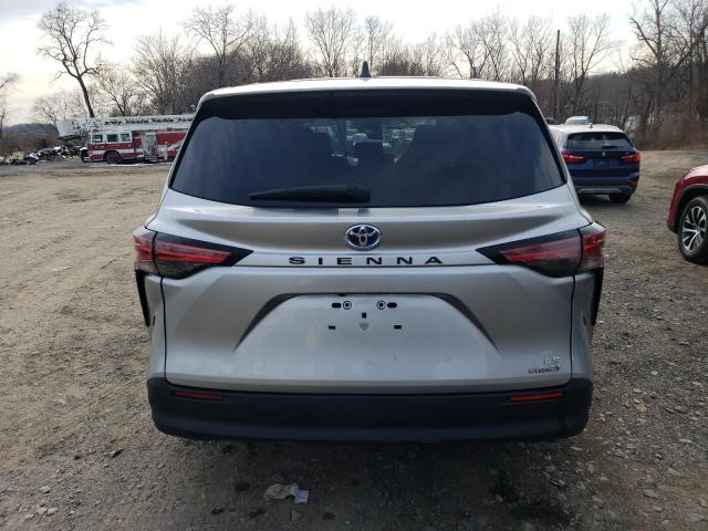 Photo 5 VIN: 5TDKRKEC2MS063567 - TOYOTA SIENNA LE 