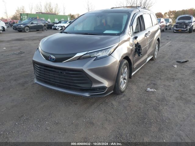 Photo 1 VIN: 5TDKRKEC2MS072169 - TOYOTA SIENNA 