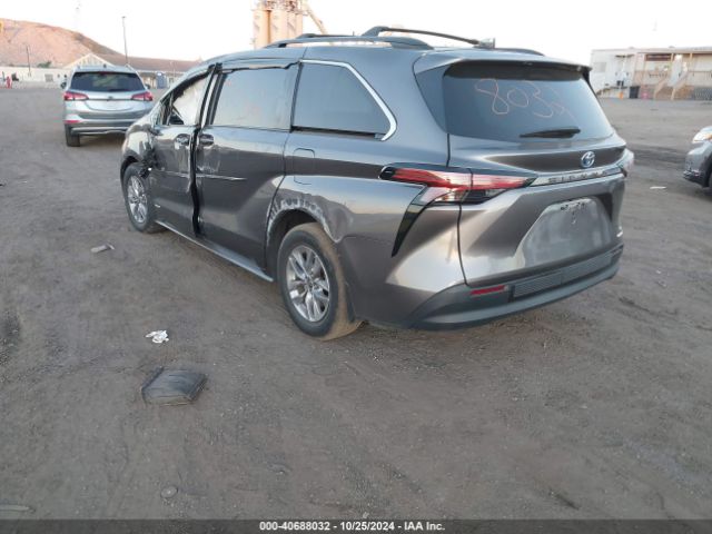 Photo 2 VIN: 5TDKRKEC2MS072169 - TOYOTA SIENNA 