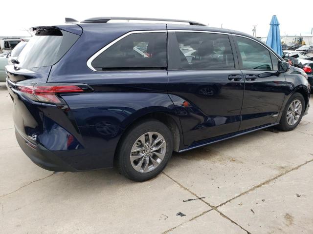 Photo 2 VIN: 5TDKRKEC3MS009615 - TOYOTA SIENNA LE 