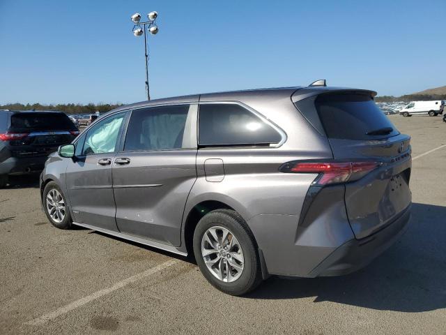 Photo 1 VIN: 5TDKRKEC3MS010652 - TOYOTA SIENNA LE 