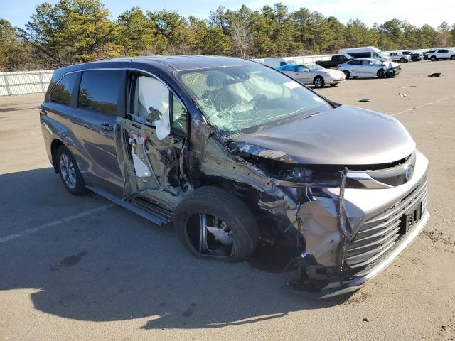 Photo 3 VIN: 5TDKRKEC3MS010652 - TOYOTA SIENNA LE 