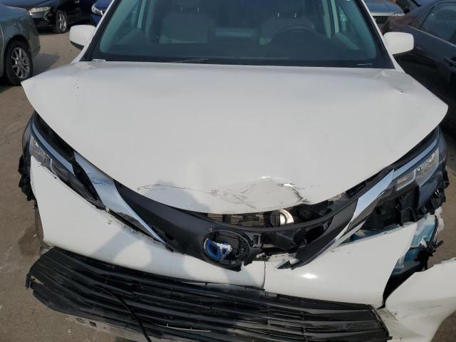 Photo 11 VIN: 5TDKRKEC3MS015589 - TOYOTA SIENNA LE 