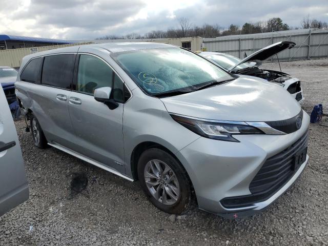 Photo 3 VIN: 5TDKRKEC3MS017052 - TOYOTA SIENNA LE 