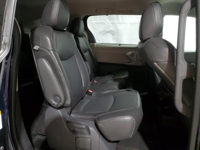 Photo 10 VIN: 5TDKRKEC3MS054277 - TOYOTA SIENNA LE 