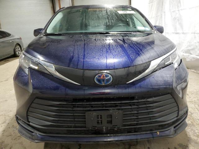 Photo 4 VIN: 5TDKRKEC3MS054277 - TOYOTA SIENNA LE 