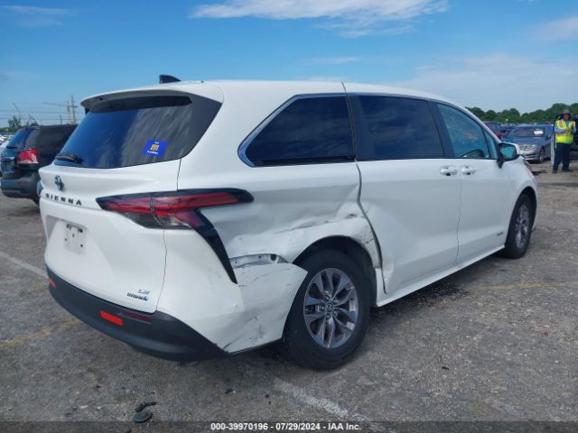 Photo 5 VIN: 5TDKRKEC4MS047287 - TOYOTA SIENNA 