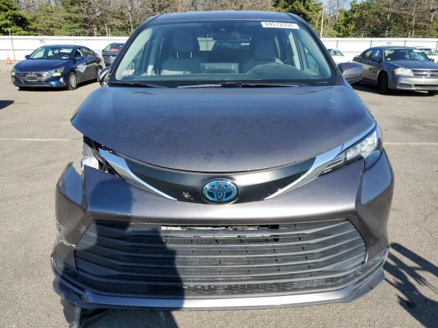 Photo 4 VIN: 5TDKRKEC4NS081005 - TOYOTA SIENNA LE 