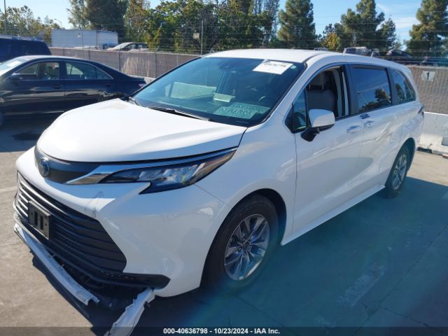 Photo 1 VIN: 5TDKRKEC4PS151881 - TOYOTA SIENNA 