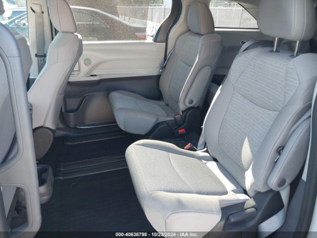 Photo 7 VIN: 5TDKRKEC4PS151881 - TOYOTA SIENNA 