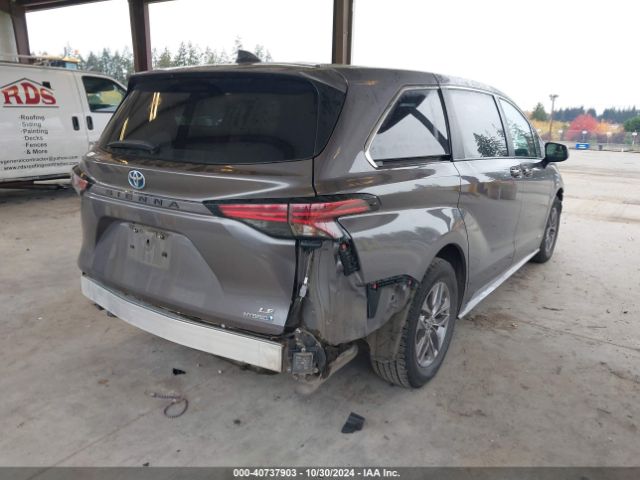 Photo 3 VIN: 5TDKRKEC5MS016873 - TOYOTA SIENNA 