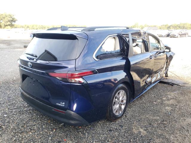 Photo 3 VIN: 5TDKRKEC5MS036637 - TOYOTA SIENNA LE 