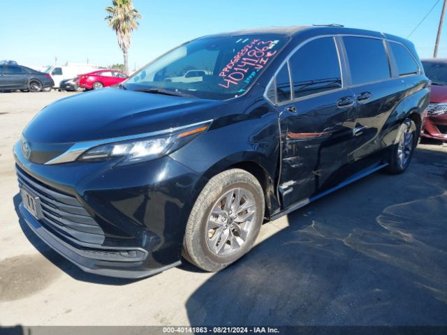 Photo 1 VIN: 5TDKRKEC5MS043913 - TOYOTA SIENNA 