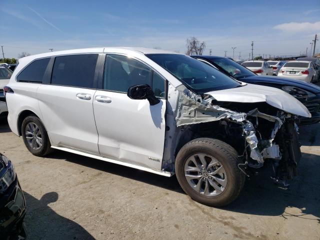 Photo 3 VIN: 5TDKRKEC5MS073963 - TOYOTA SIENNA LE 