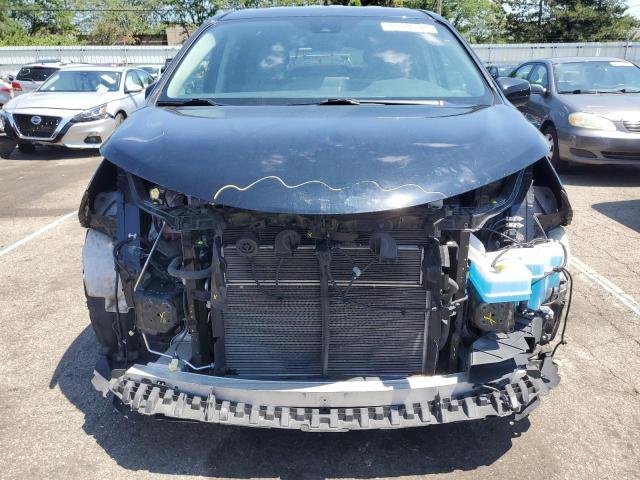 Photo 4 VIN: 5TDKRKEC5NS107241 - TOYOTA SIENNA LE 