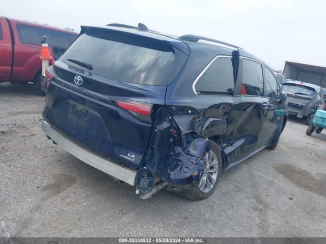 Photo 3 VIN: 5TDKRKEC5NS124668 - TOYOTA SIENNA 